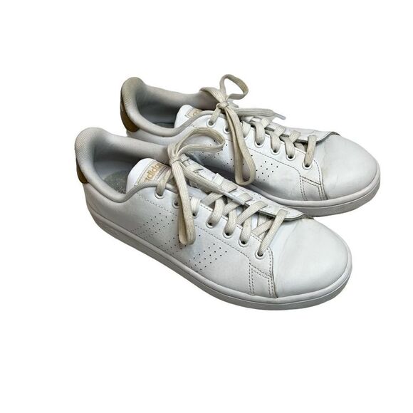 Adidas white perforated cloud foam advantage sneakers size 9.5 - Picture 1 of 13